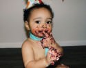 messy-babies-eating-cake-3934